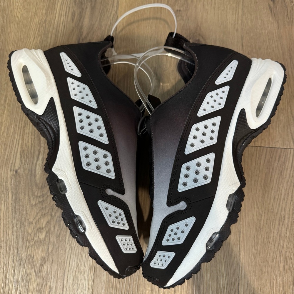 Nike Air Max Sunder Black Metallic Silver Zipper Sneakers Women's 8.5 HJ8080-200 - Picture 4 of 9